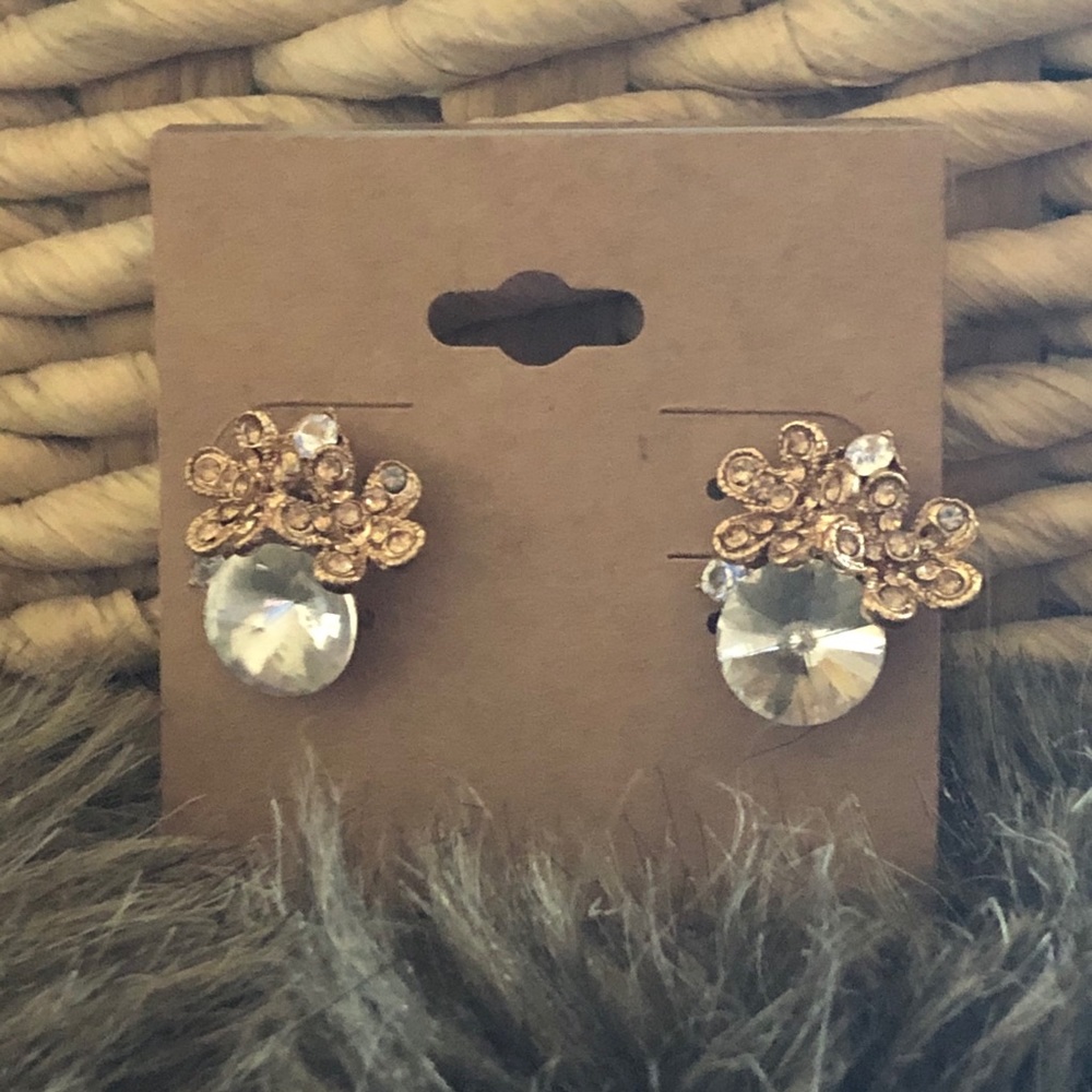 Vintage rivoli glass crystal pierced earrings
